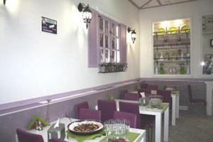 фотокарточка зала Кафе Самобранка-Радуга на 2 мест Краснодара