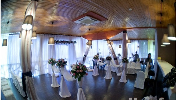 снимок помещения для мероприятия Рестораны Тихая гавань на 1 зал на 30 гостей, 2 зал на 60 гостей и 3 зал на 80 гостей мест Краснодара